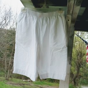 **Alfred Dunner Women's Casual White Shorts